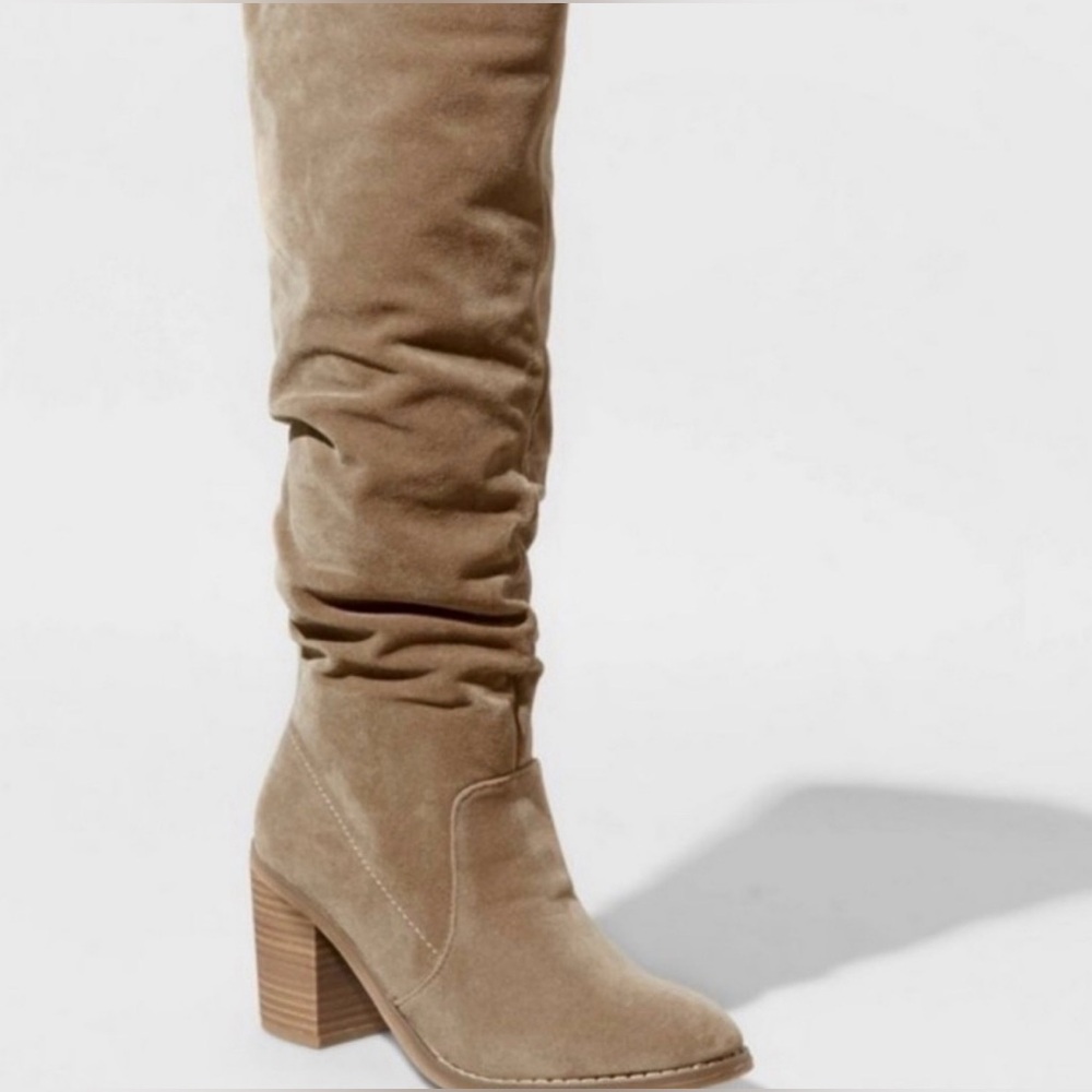 Women's Tan Suede Boots